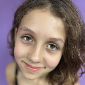 Iris Schliefer-Myers headshot