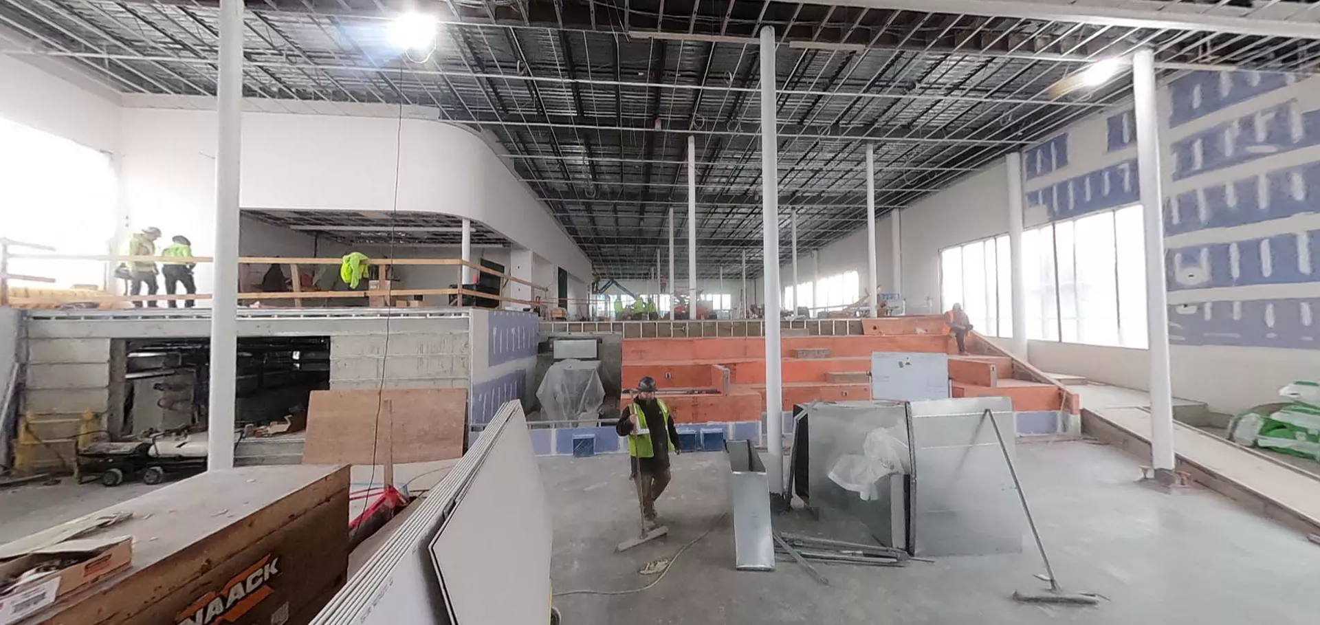 Alternative view of the inside of Fern Creek with columns