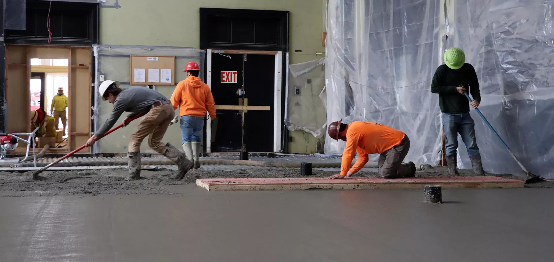 Smoothing out concrete flooring